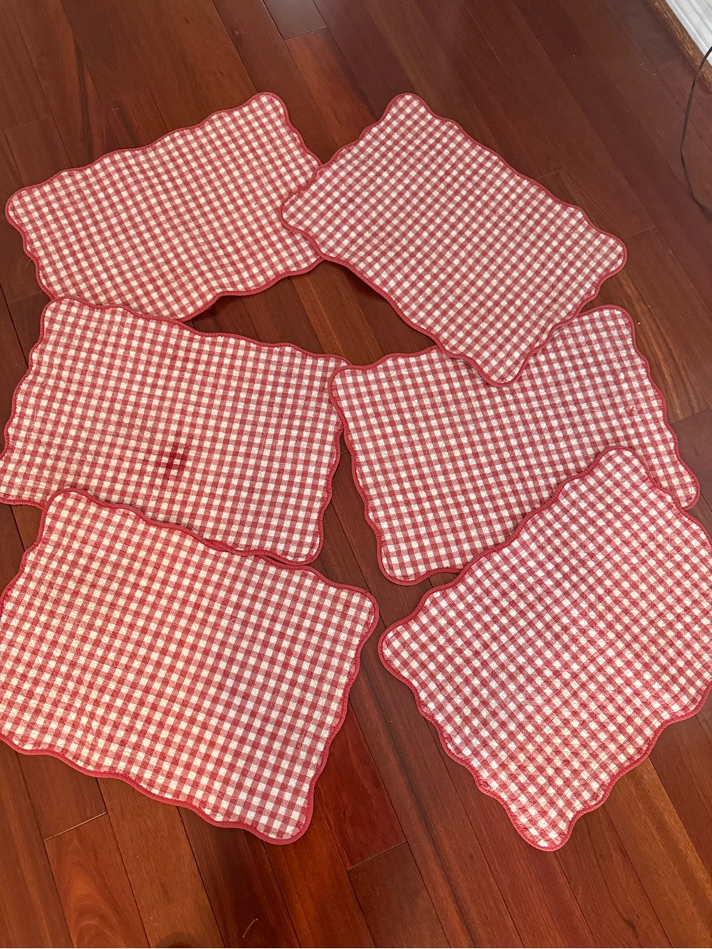 Williams Sonoma Fabric Placemats Lot Of 6 Quilted Red Gingham 100% Cotton